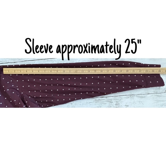 Banana Republic Men’s Standard Fit Non-Iron Burgundy Dress Shirt (Size M) - Picture 10 of 10